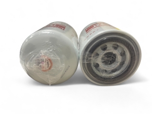 Фильтр масляный Fleetguard LF3345  (BT427/J908616/3903224/ 3908616/ W940/30 /H17W19) Резьба 1